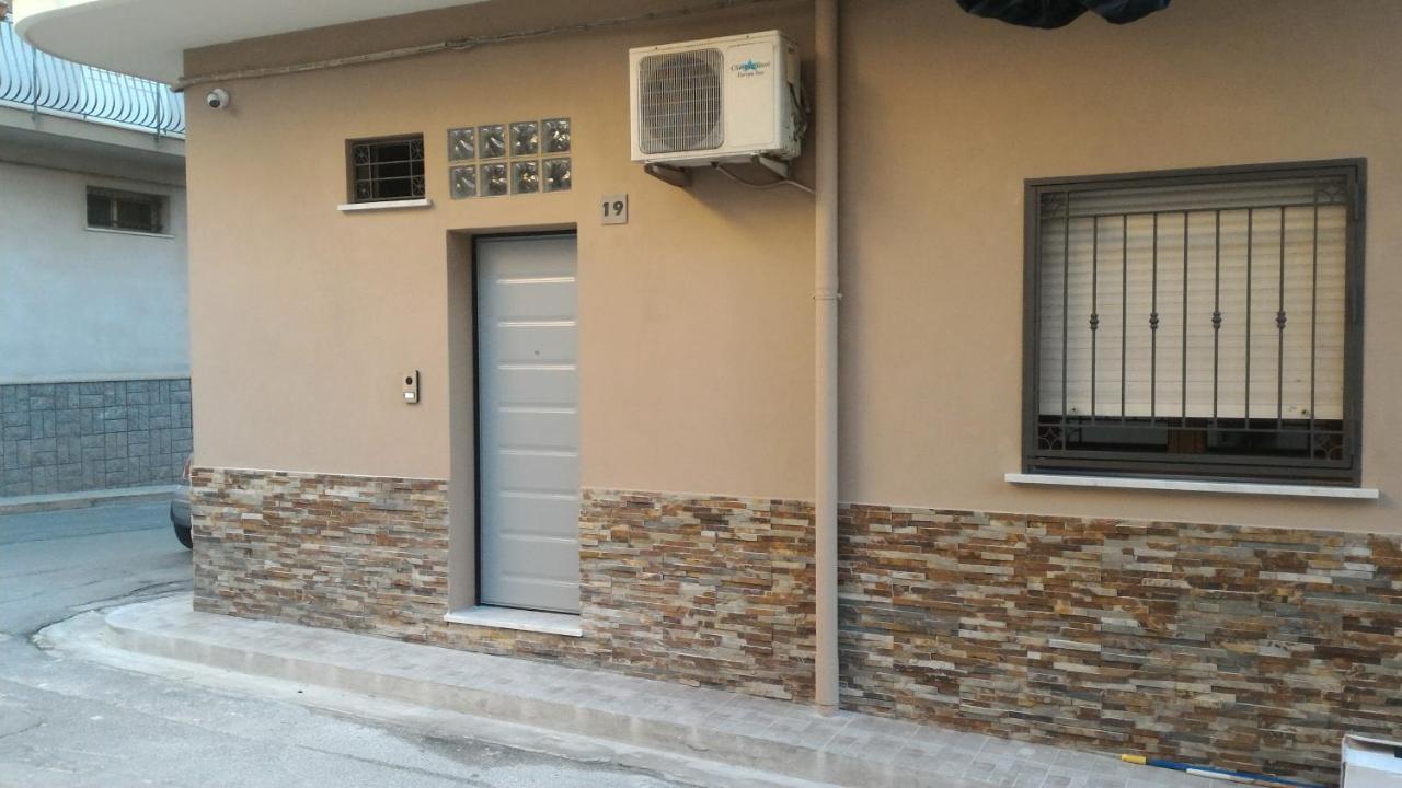 B&B A Casa Dell'Artista Casteldaccia Exterior photo